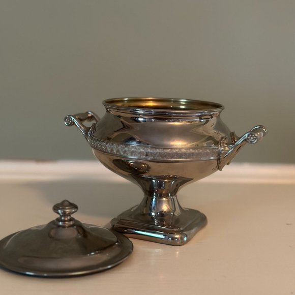 Vintage Manning-Bowman and Company MB Means Best Sugar Bowl with Lid - Picture 8 of 16